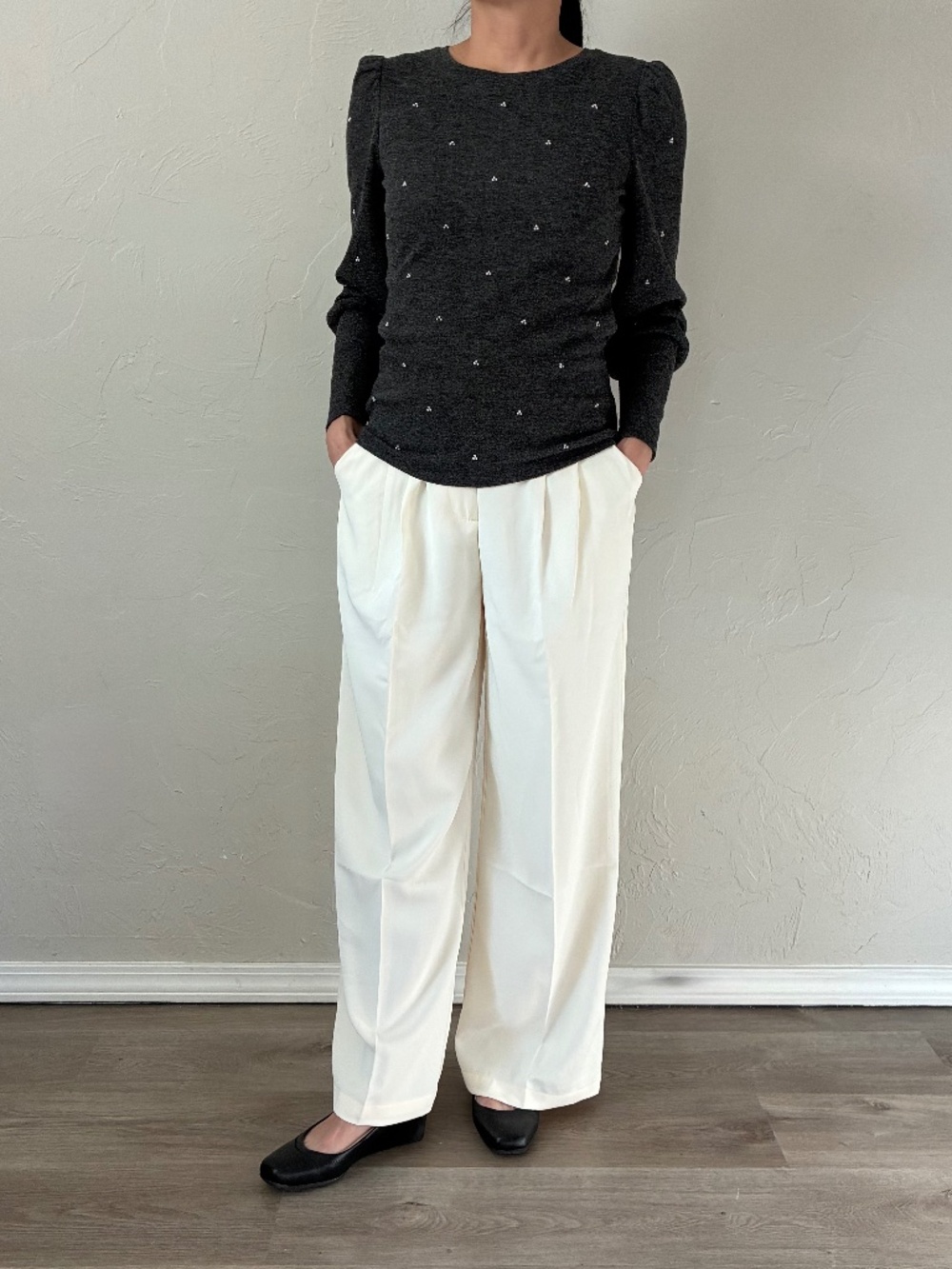 Ann Taylor Charcoal Long Sleeve Pearl Beaded Knit Sweater XXS Petite